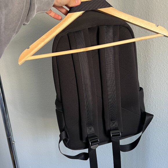 Alo Stow Backpack - Picture 5 of 6